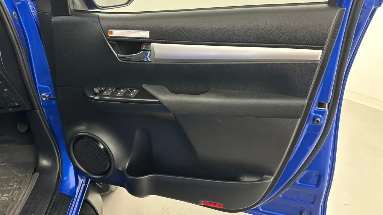 2022 Toyota Hilux Gallery Image 18