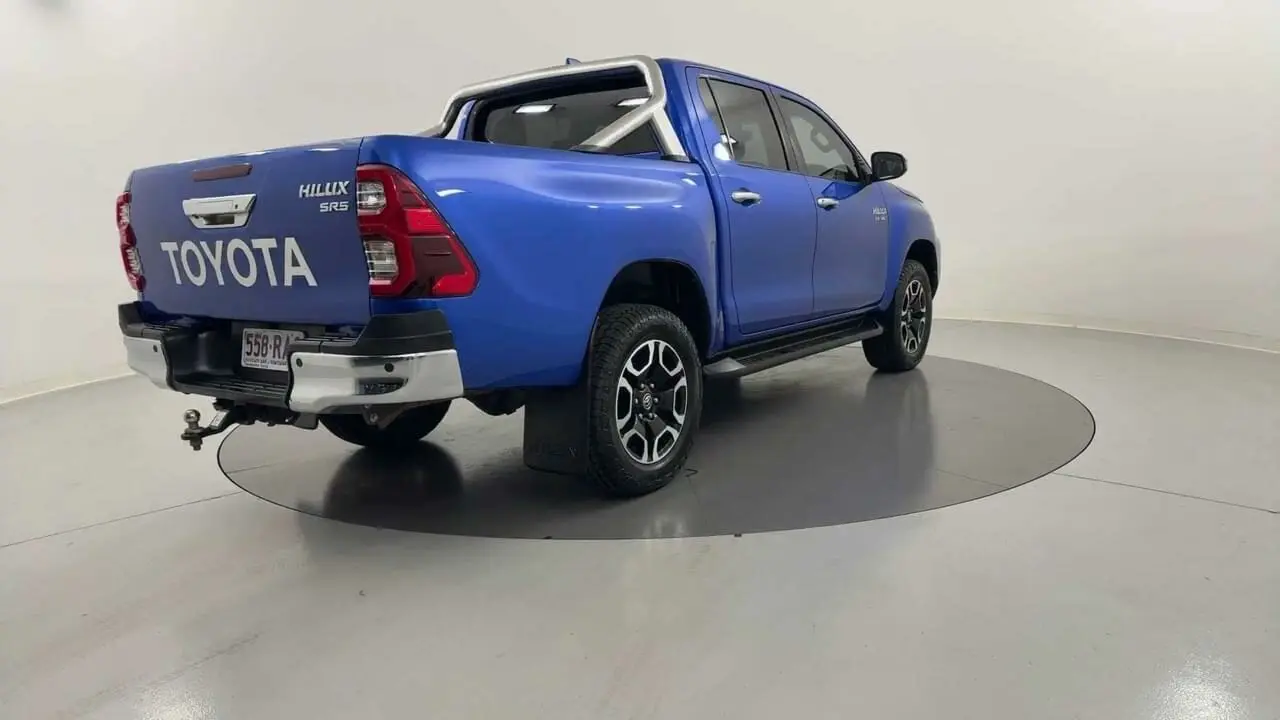 2022 Toyota Hilux Gallery Image 5
