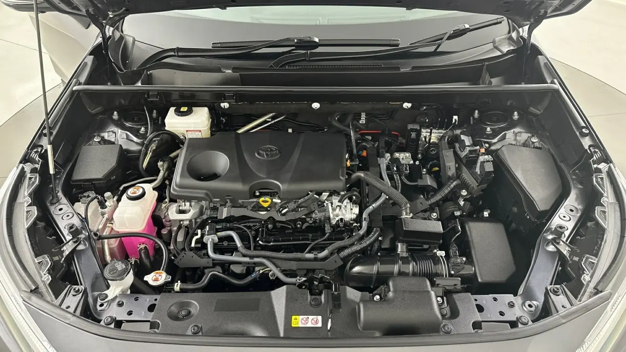 2023 Toyota RAV4 Gallery Image 18