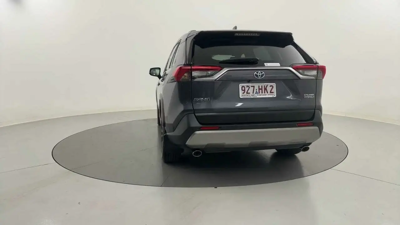 2023 Toyota RAV4 Gallery Image 4