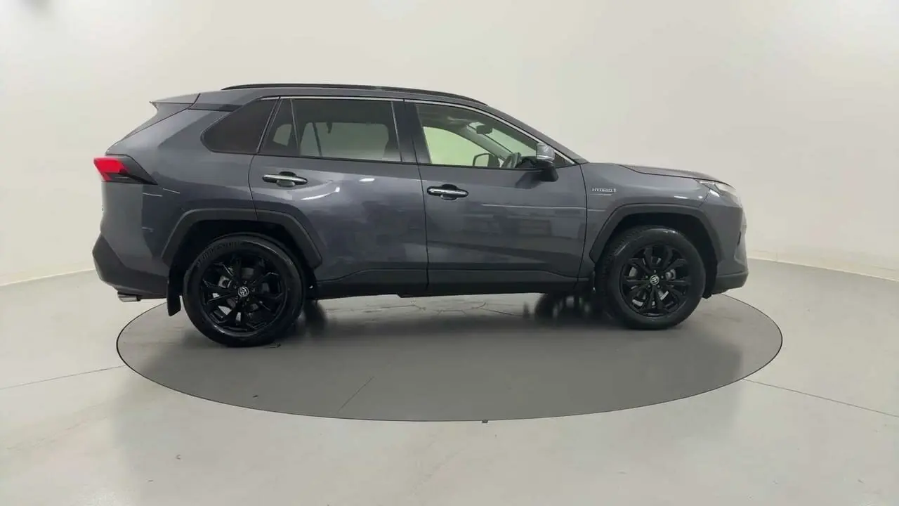 2023 Toyota RAV4 Gallery Image 6