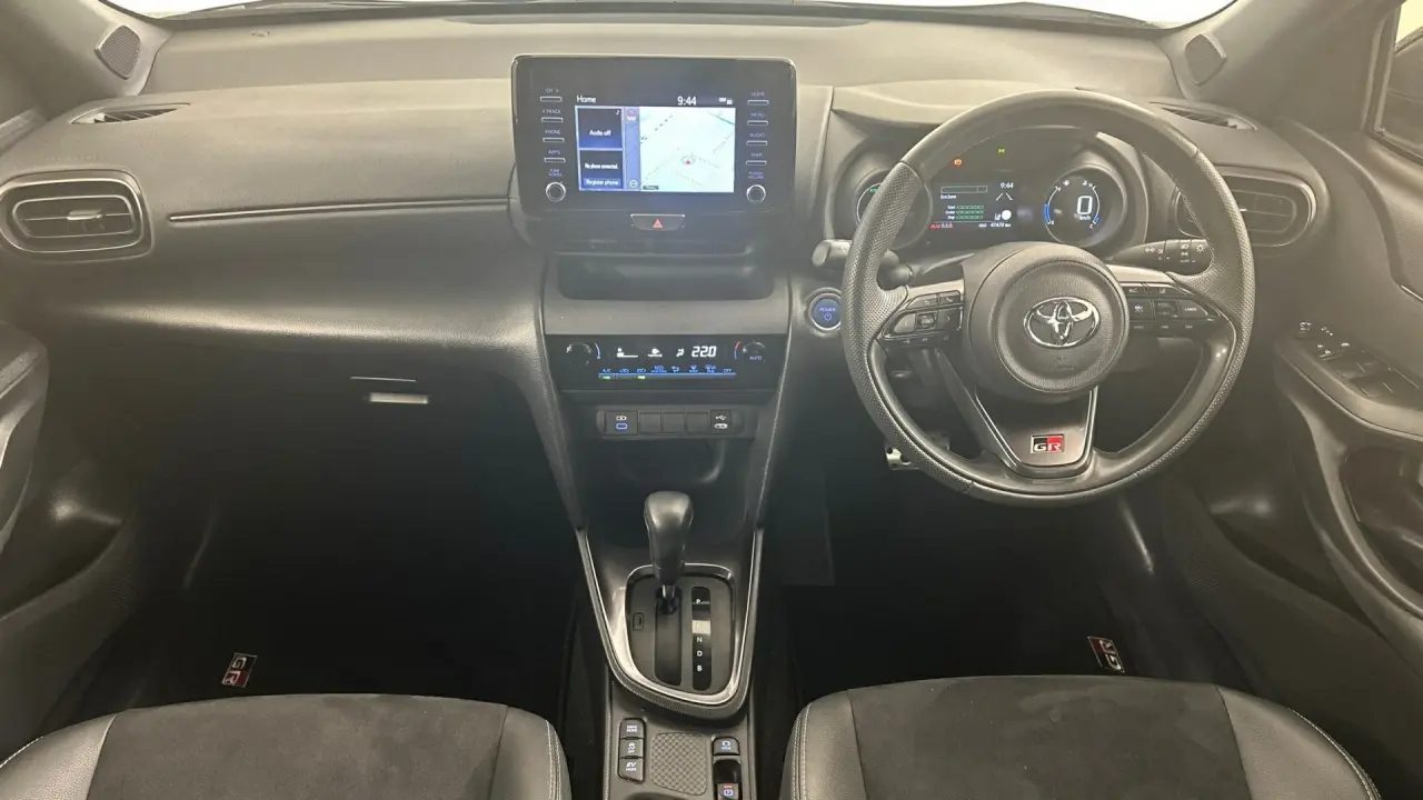 2022 Toyota Yaris Cross Gallery Image 12