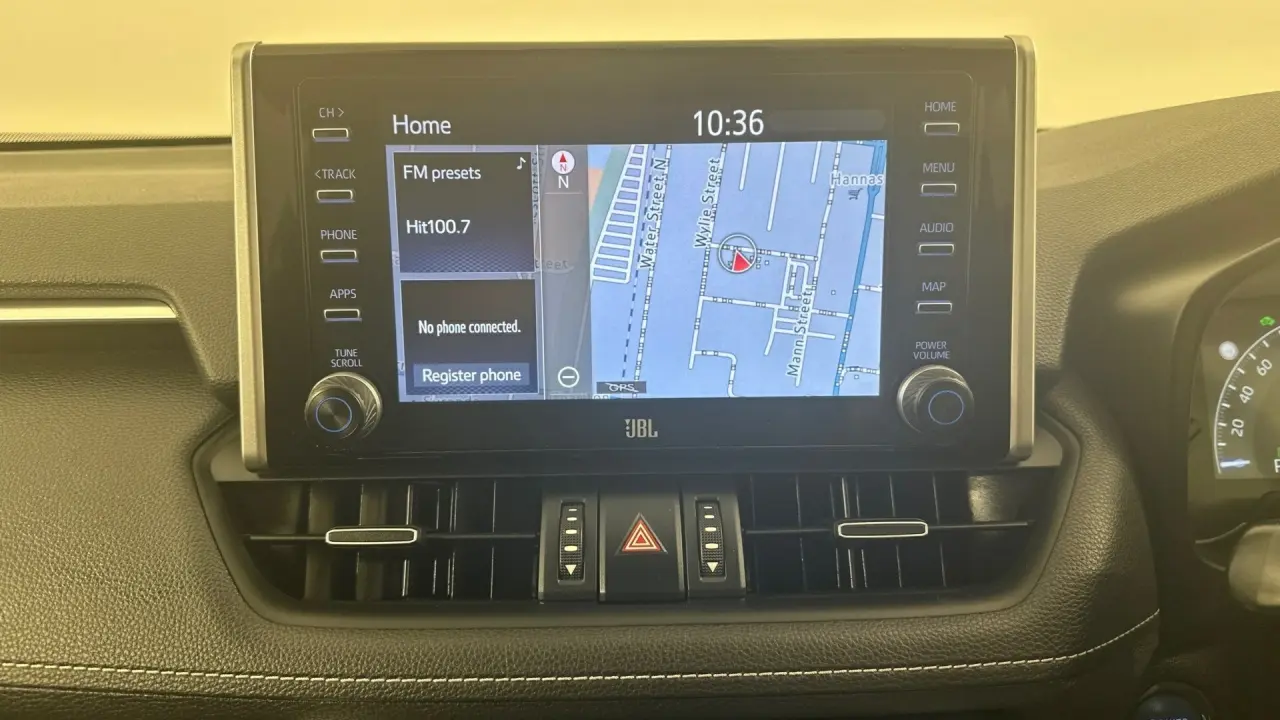 2020 Toyota RAV4 Gallery Image 11