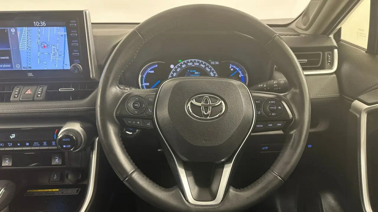 2020 Toyota RAV4 Gallery Image 12