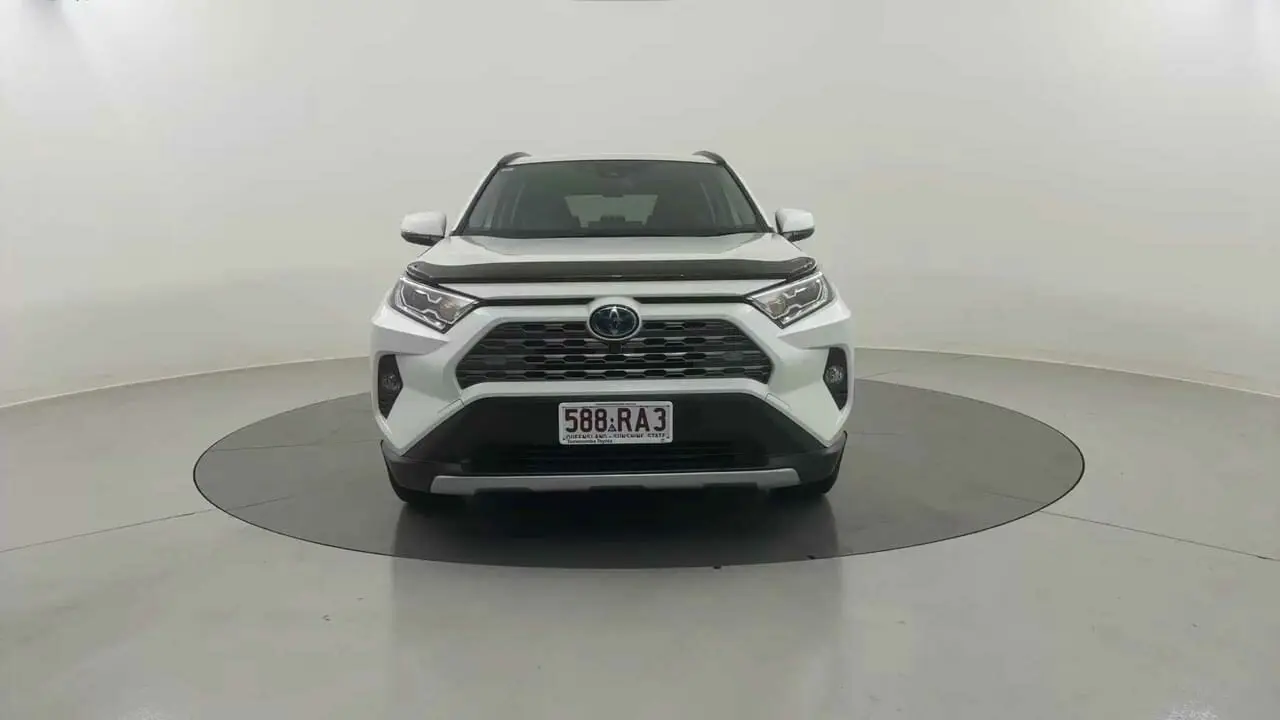 2020 Toyota RAV4 Gallery Image 8