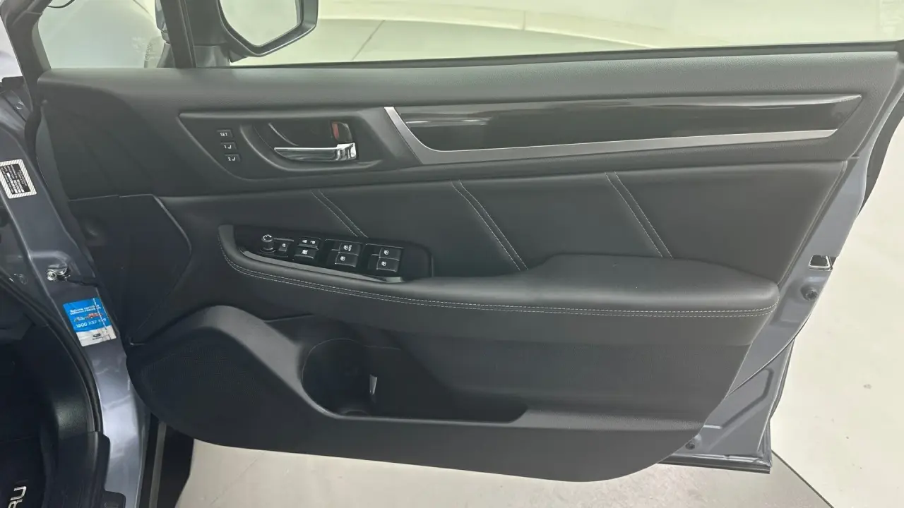 2017 Subaru Outback Gallery Image 16