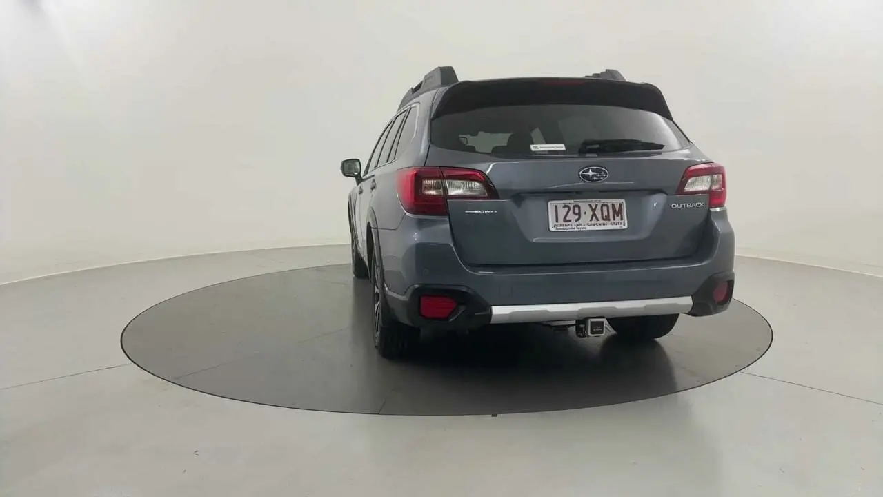 2017 Subaru Outback Gallery Image 4