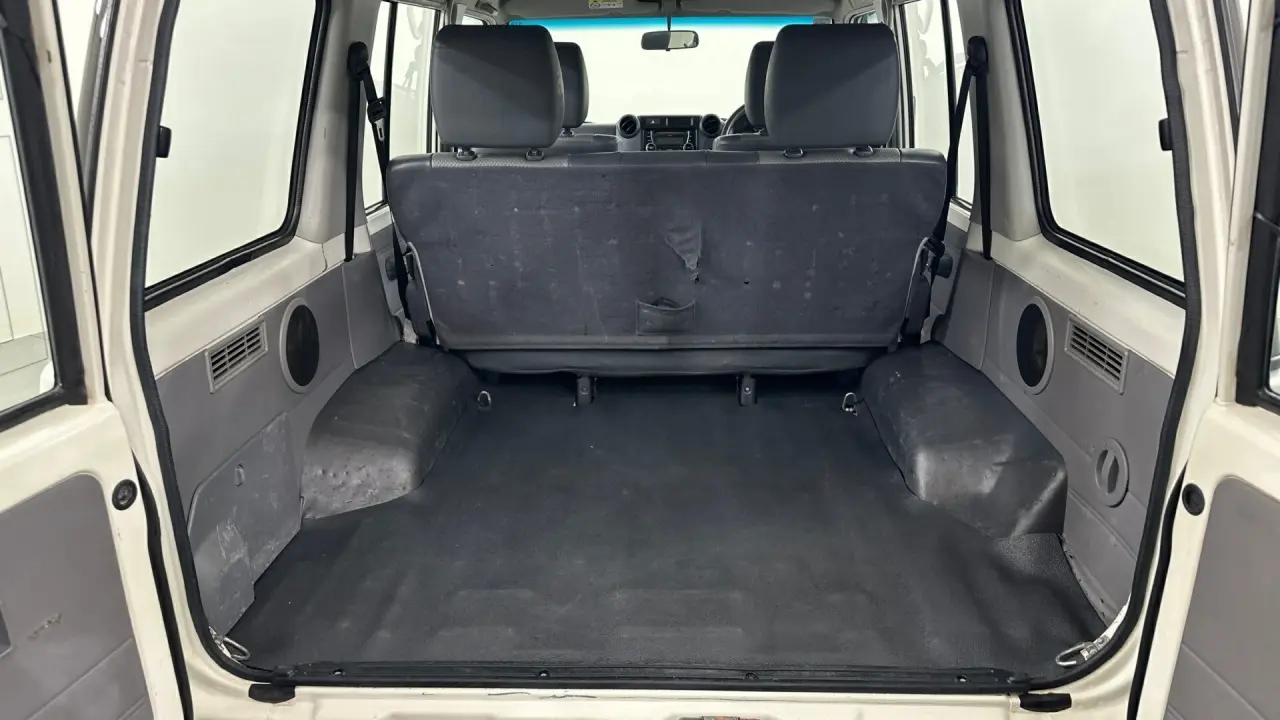 2018 Toyota Landcruiser Image