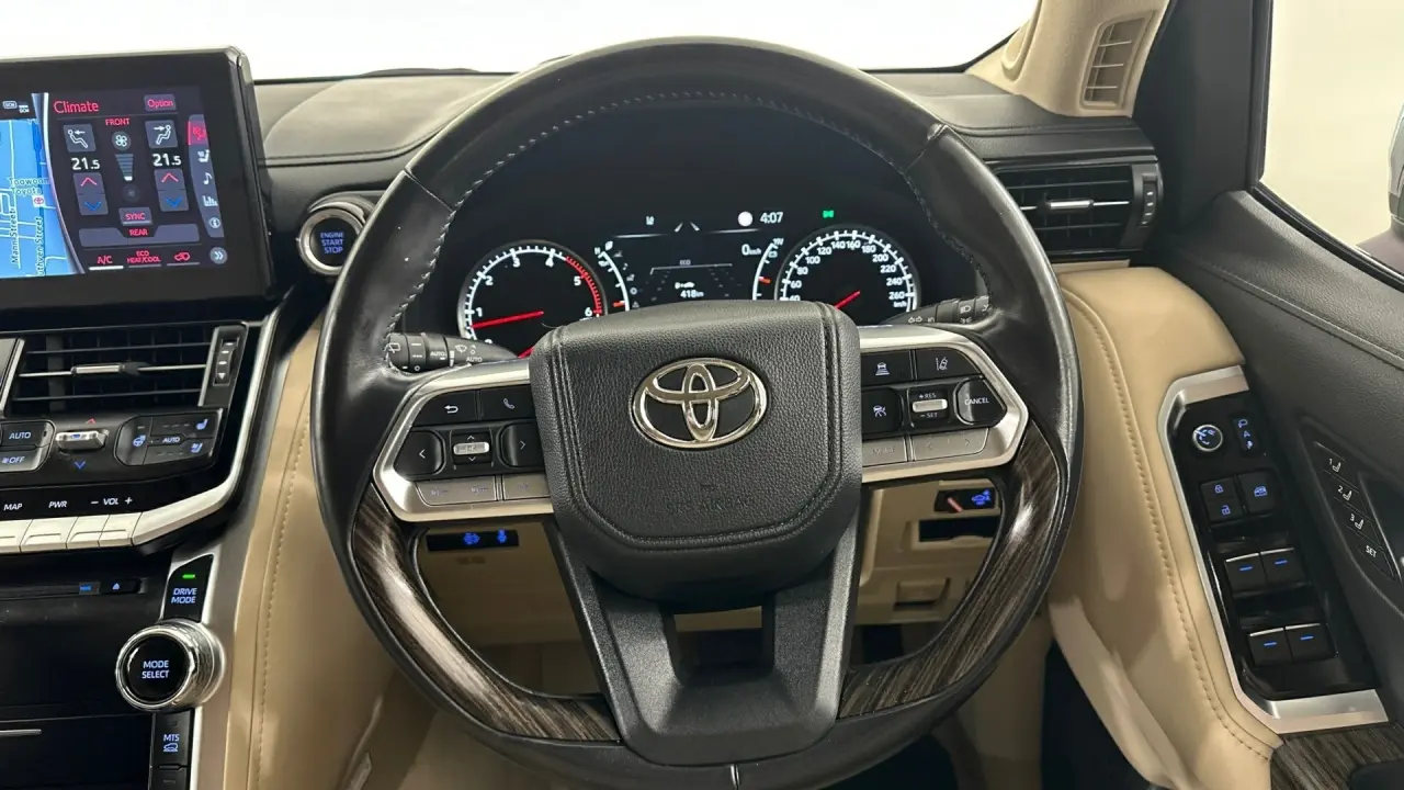 2023 Toyota Landcruiser Gallery Image 10