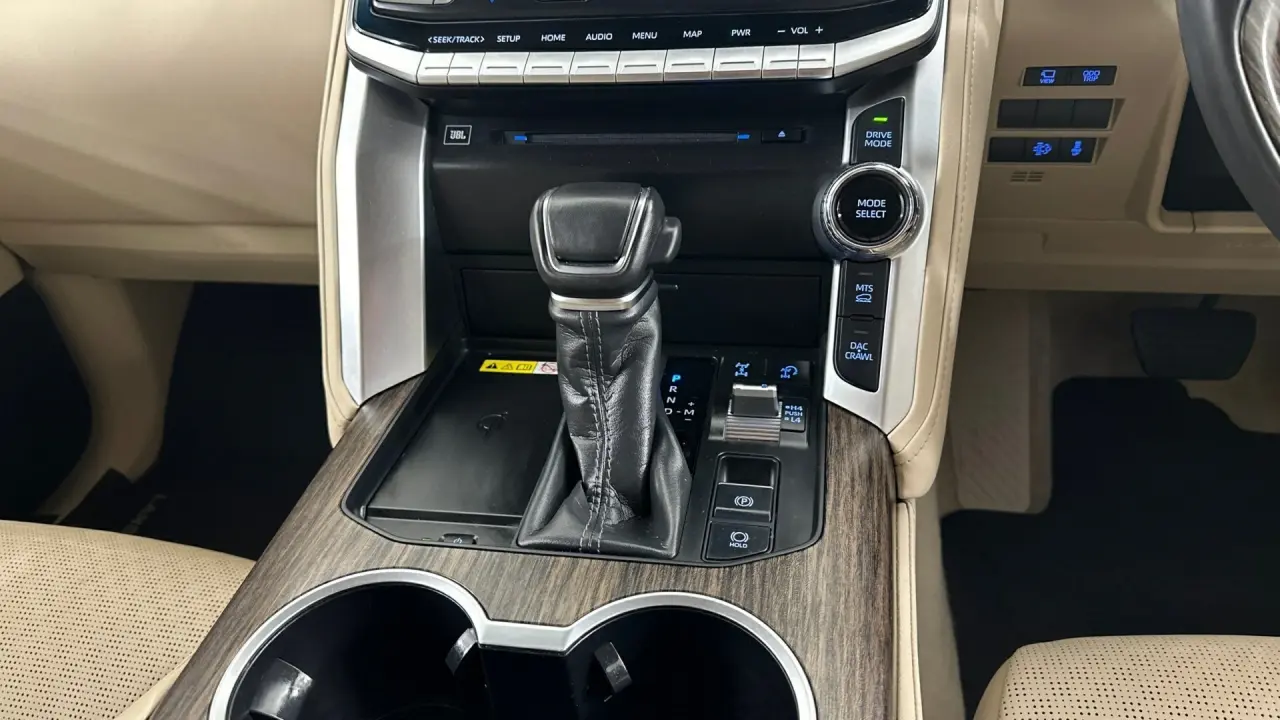 2023 Toyota Landcruiser Gallery Image 14