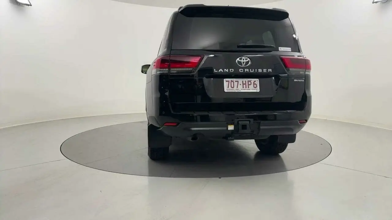 2023 Toyota Landcruiser Gallery Image 4