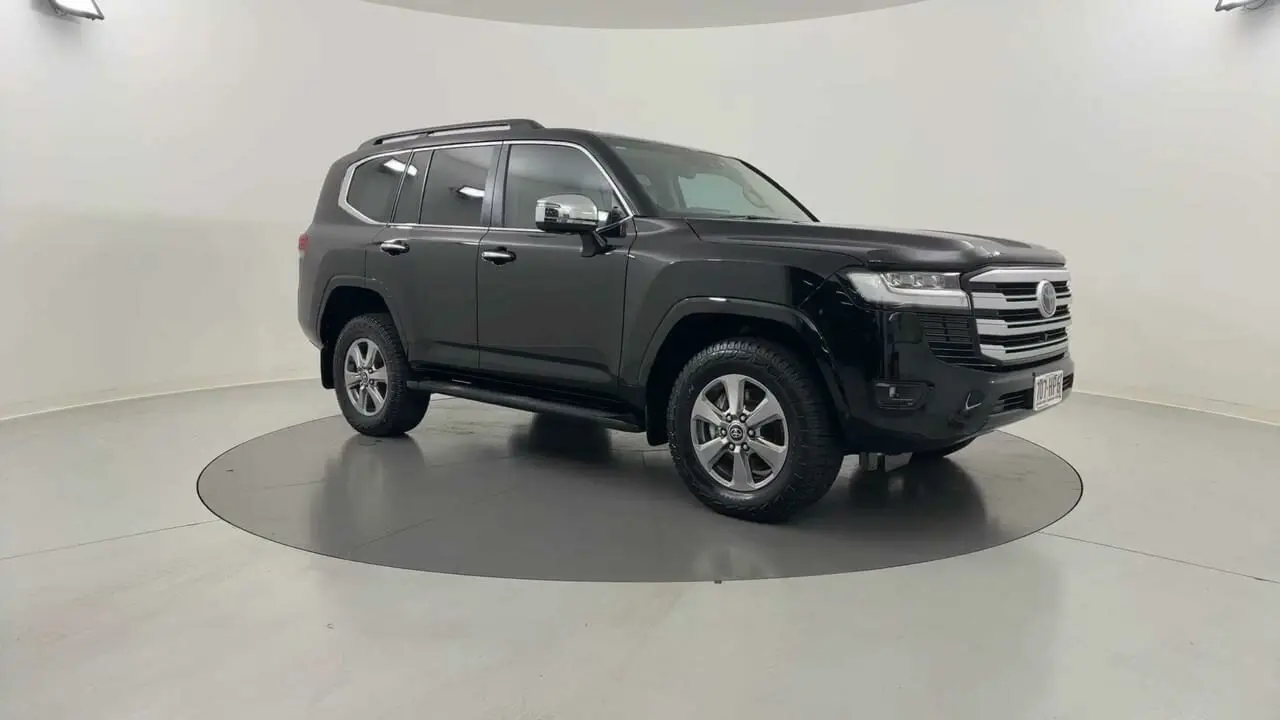 2023 Toyota Landcruiser Gallery Image 7