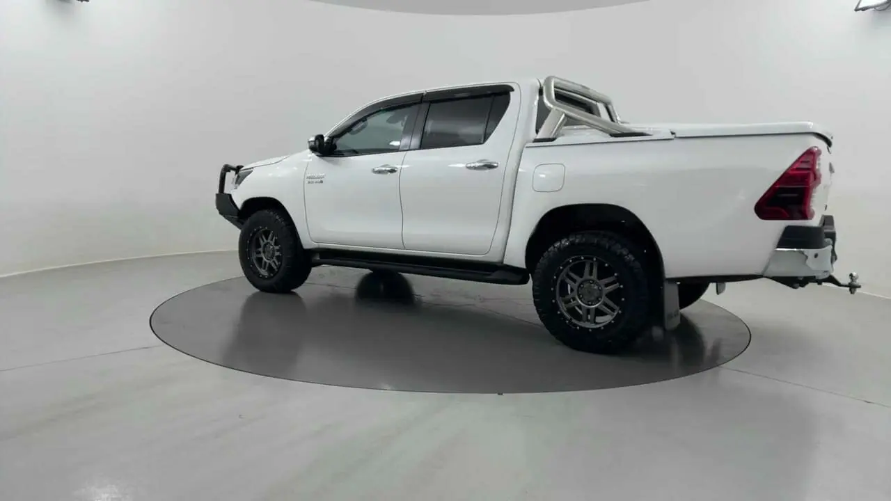 2023 Toyota Hilux Gallery Image 19