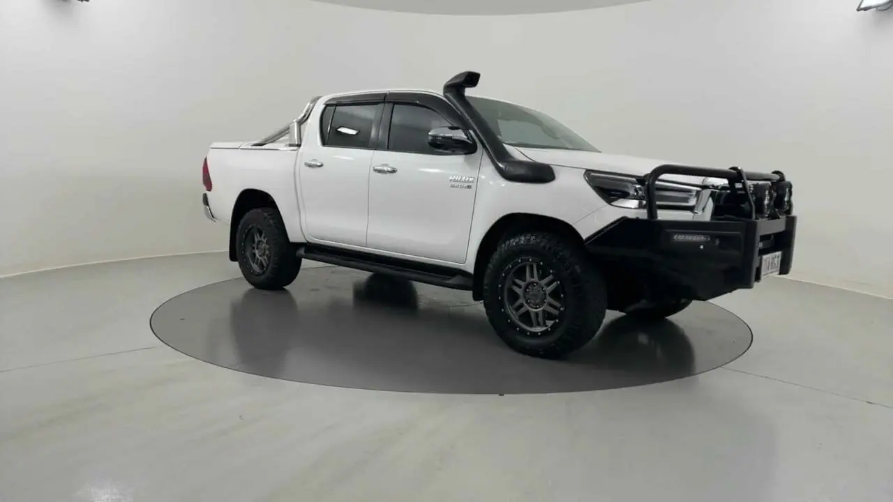 2023 Toyota Hilux Gallery Image 6