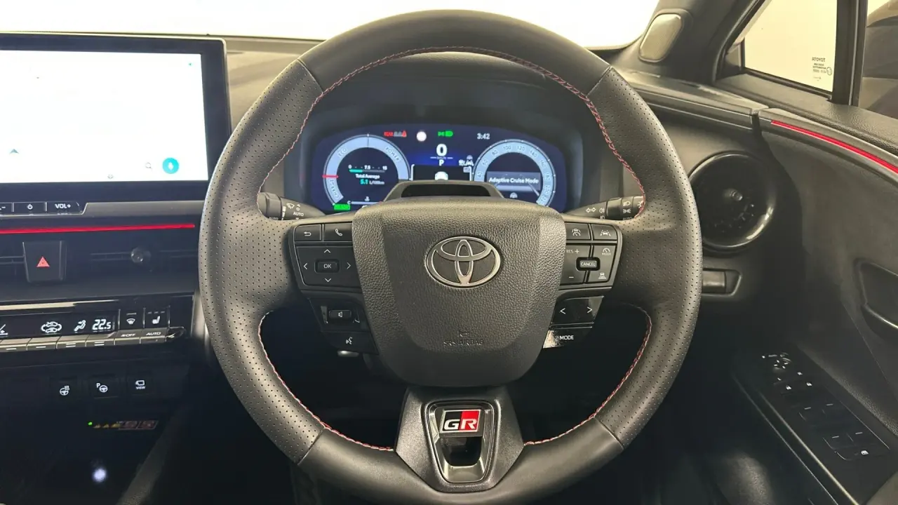 2024 Toyota C-HR Gallery Image 12