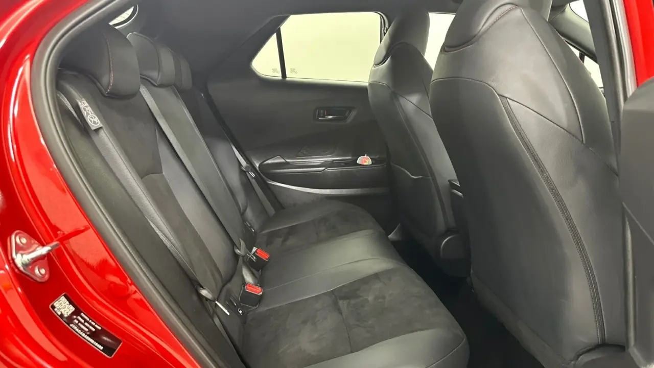2024 Toyota C-HR Gallery Image 17