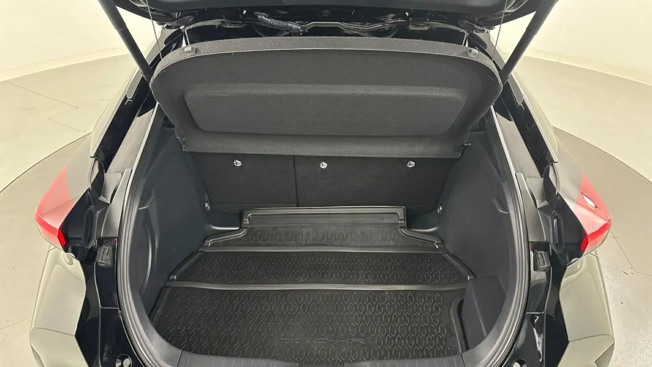 2024 Toyota C-HR Gallery Image 20
