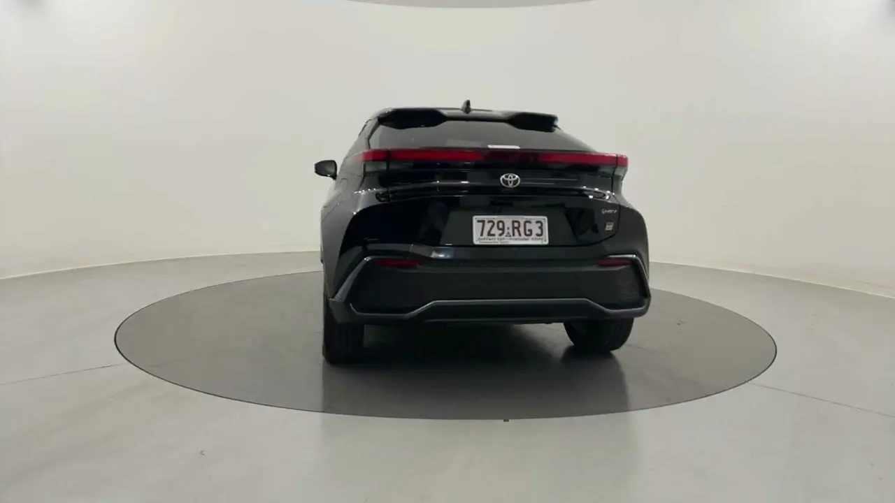 2024 Toyota C-HR Gallery Image 3