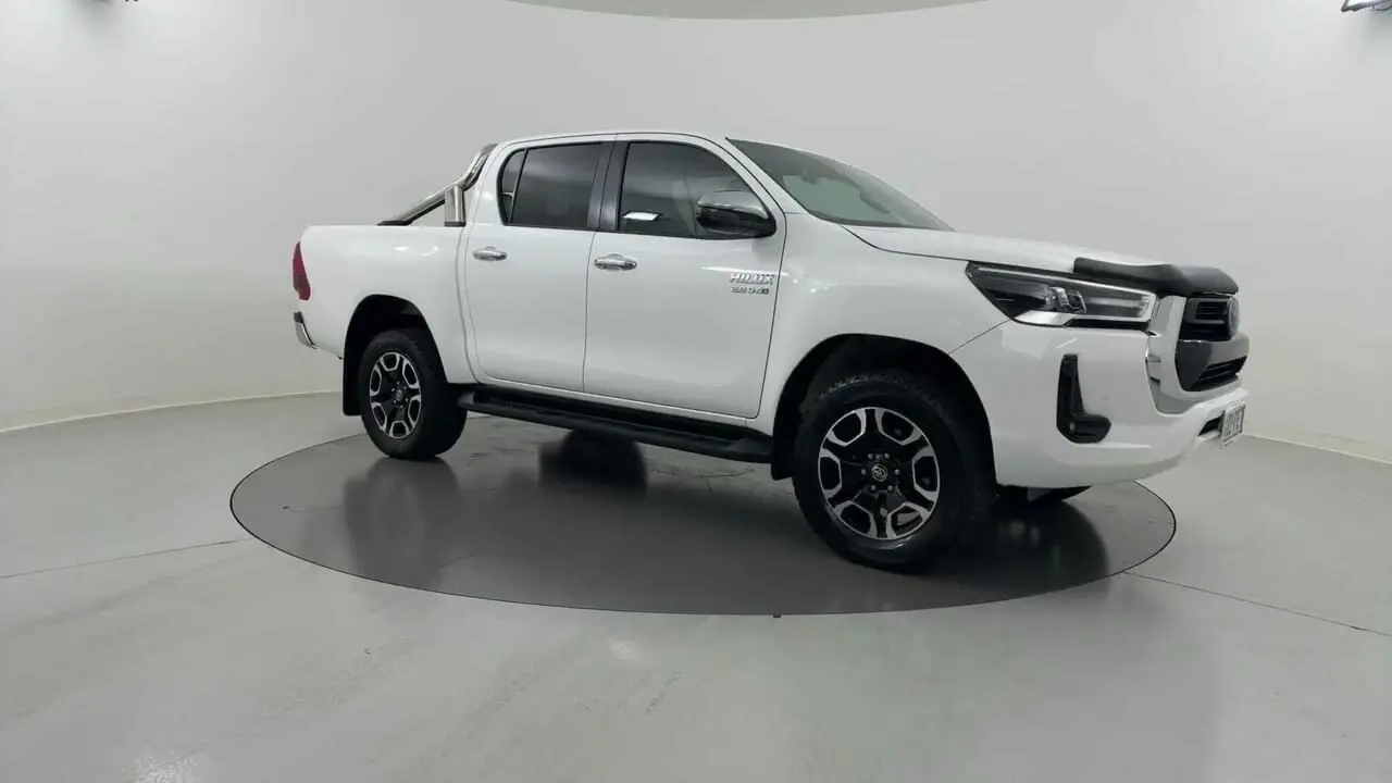 2022 Toyota Hilux Gallery Image 7