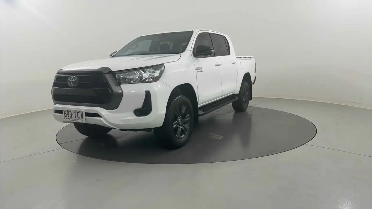 2023 Toyota Hilux Image