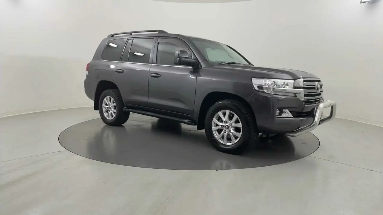2018 Toyota Landcruiser Gallery Image 7
