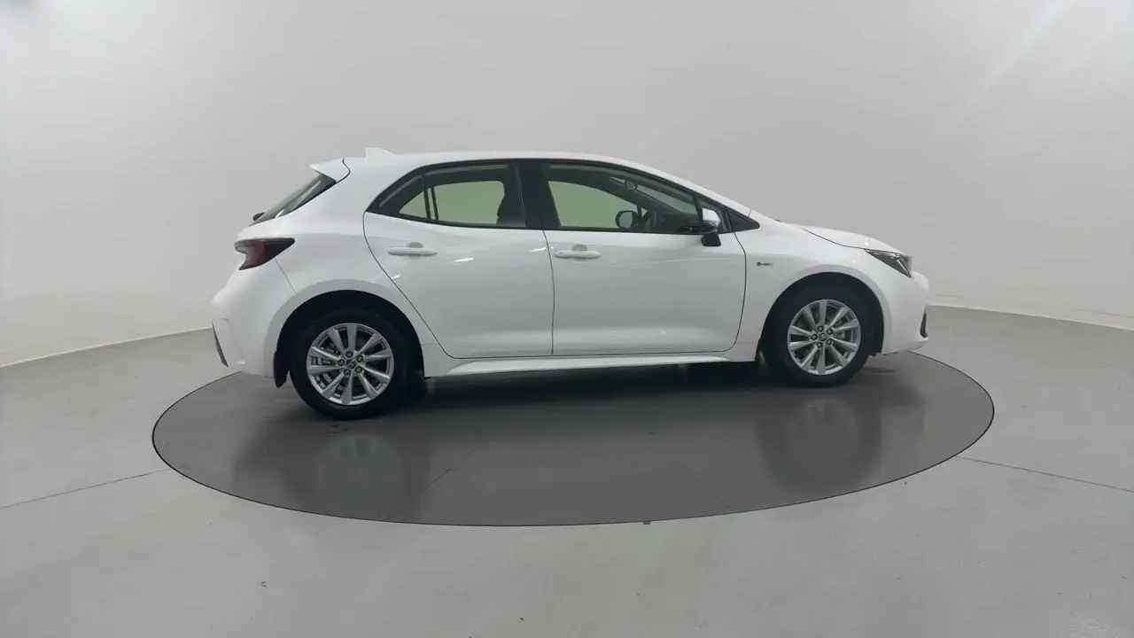 2024 Toyota Corolla Gallery Image 7