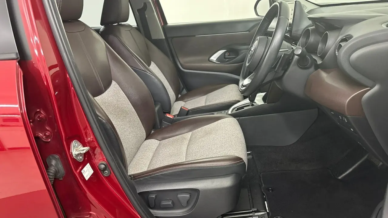2020 Toyota Yaris Cross Gallery Image 16