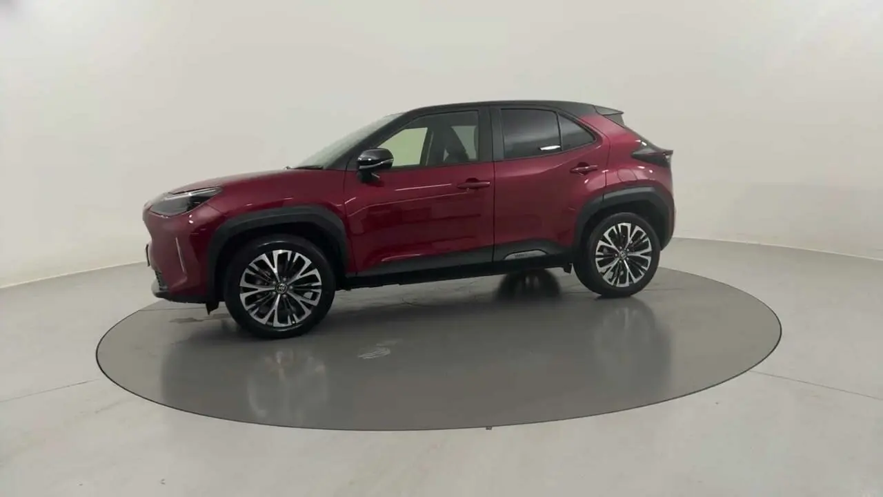 2020 Toyota Yaris Cross Gallery Image 3