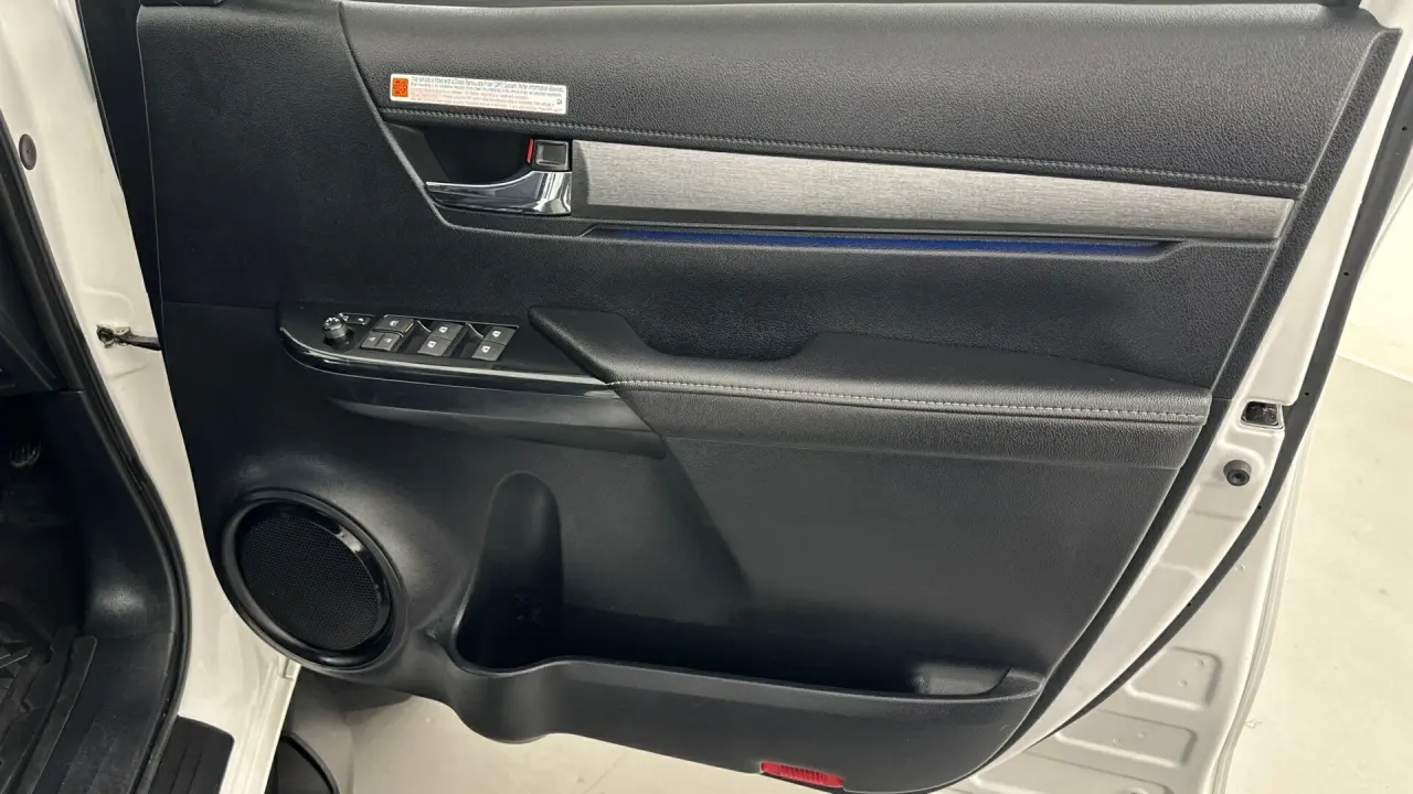 2024 Toyota Hilux Gallery Image 17