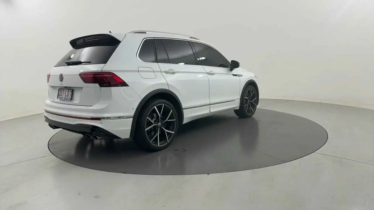 2024 Volkswagen Tiguan Gallery Image 6