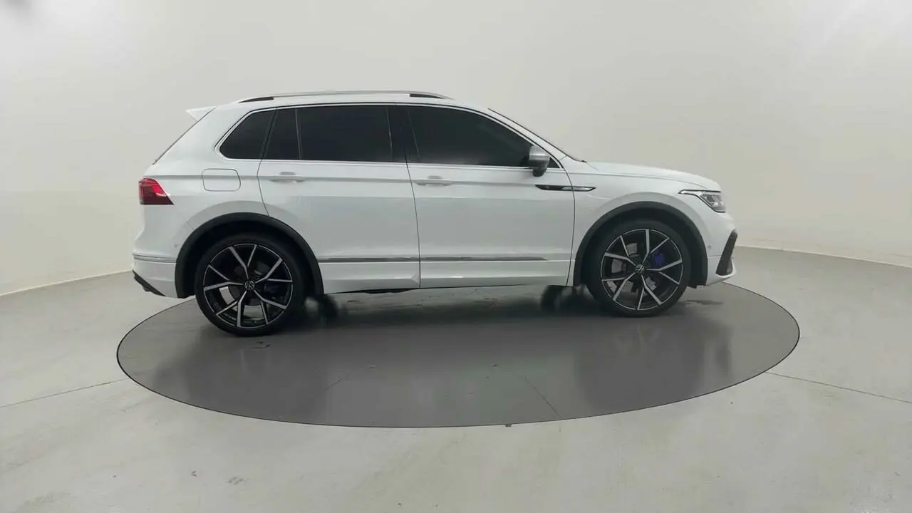 2024 Volkswagen Tiguan Gallery Image 7
