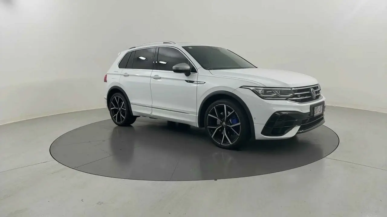 2024 Volkswagen Tiguan Gallery Image 8