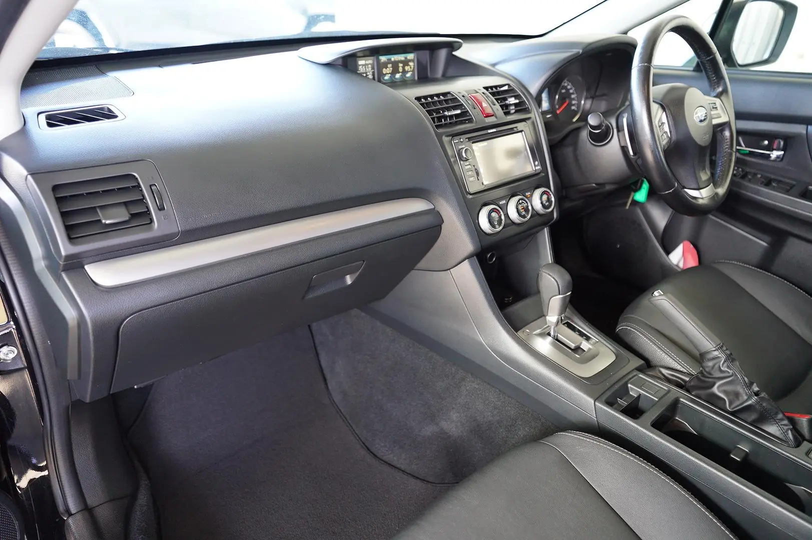 2015 Subaru Xv Gallery Image 19