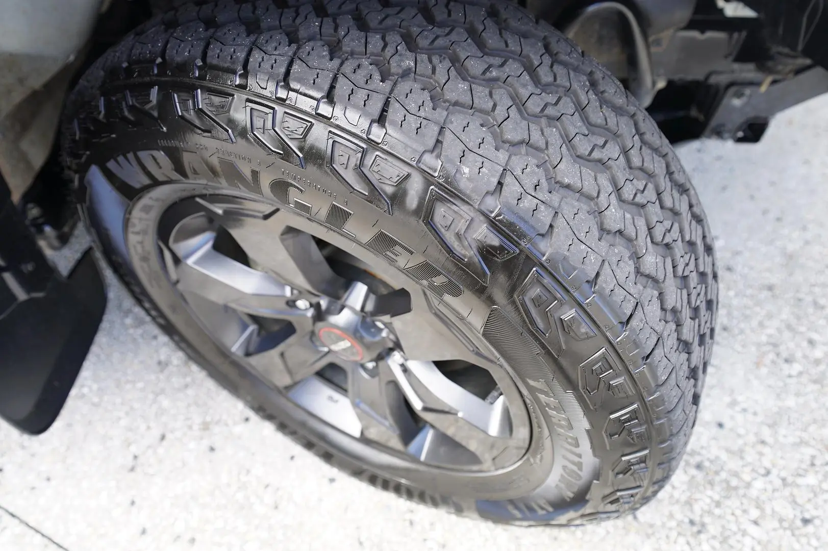 2016 Toyota Hilux Gallery Image 22
