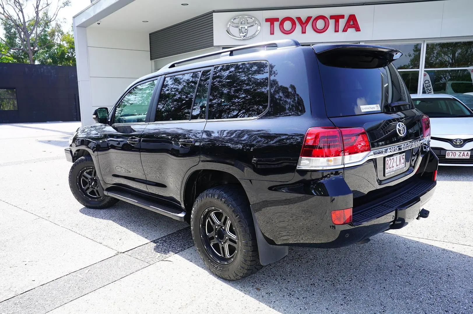 2020 Toyota Landcruiser Image 8