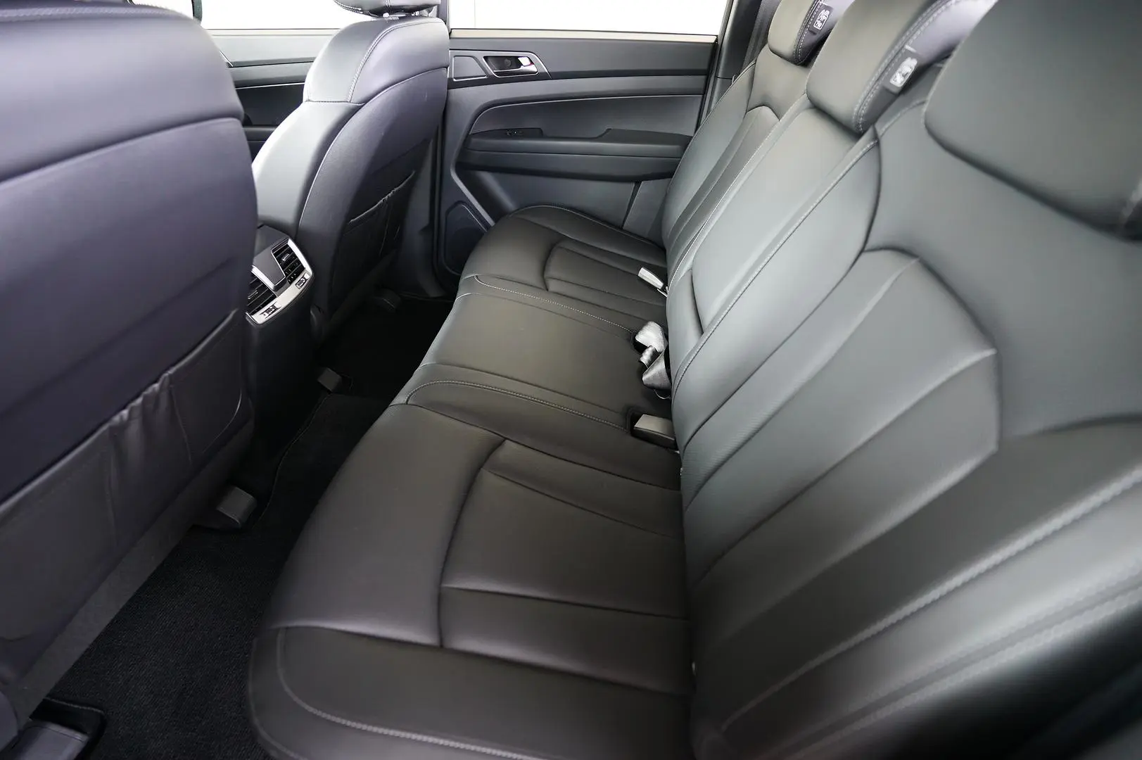 2023 SsangYong Musso Gallery Image 18