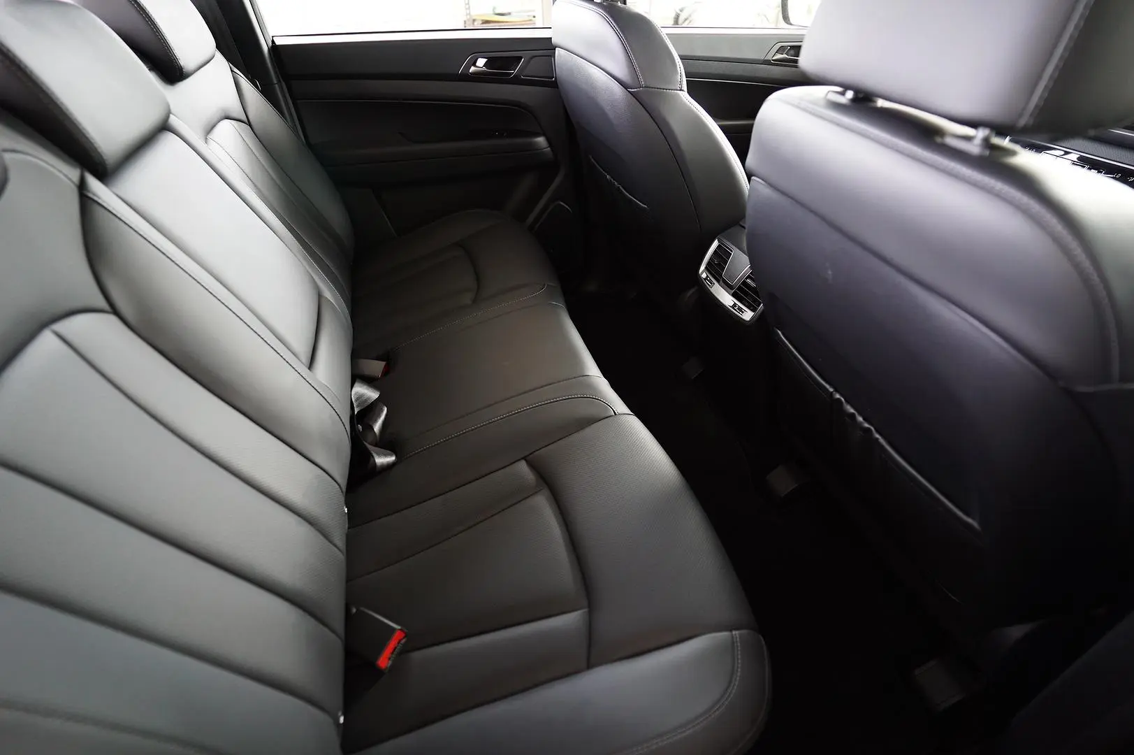2023 SsangYong Musso Gallery Image 15