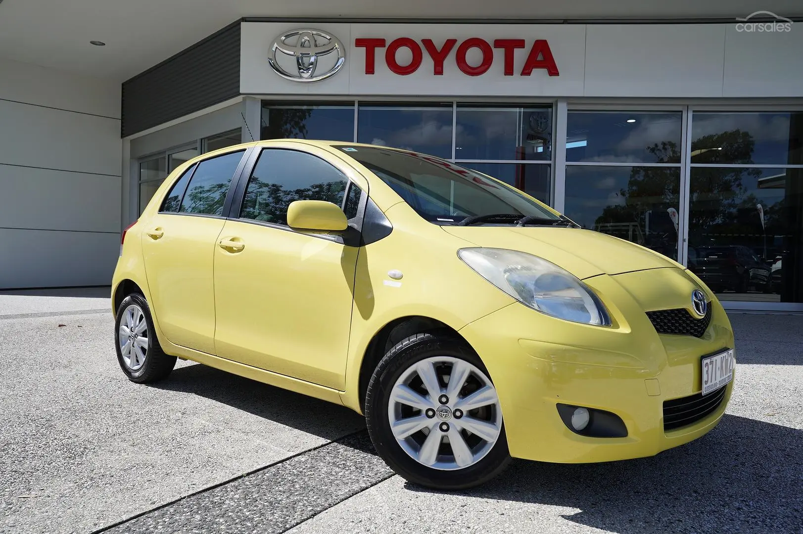 2009 Toyota Yaris Image 8