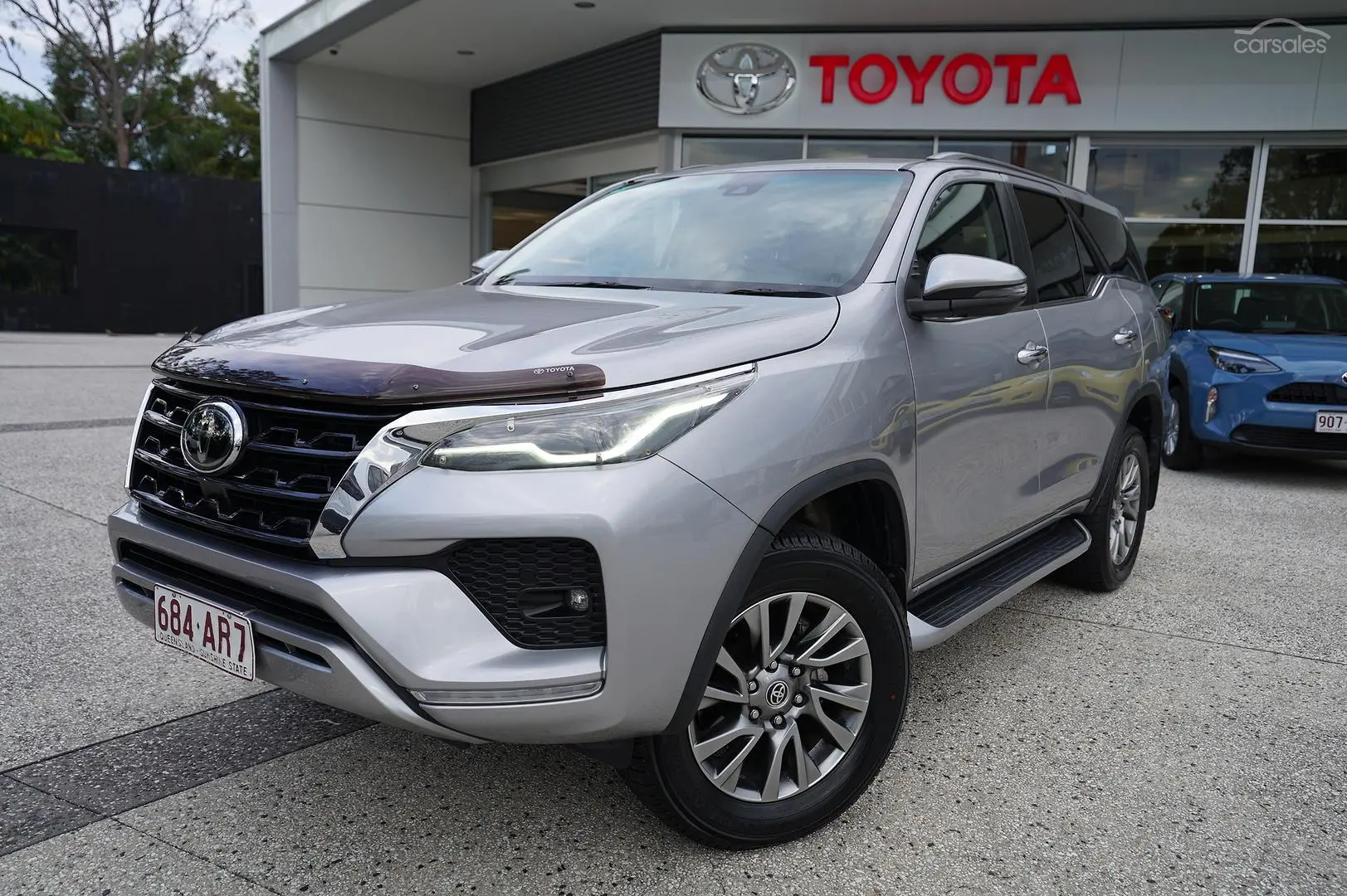 2020 Toyota Fortuner Image 1