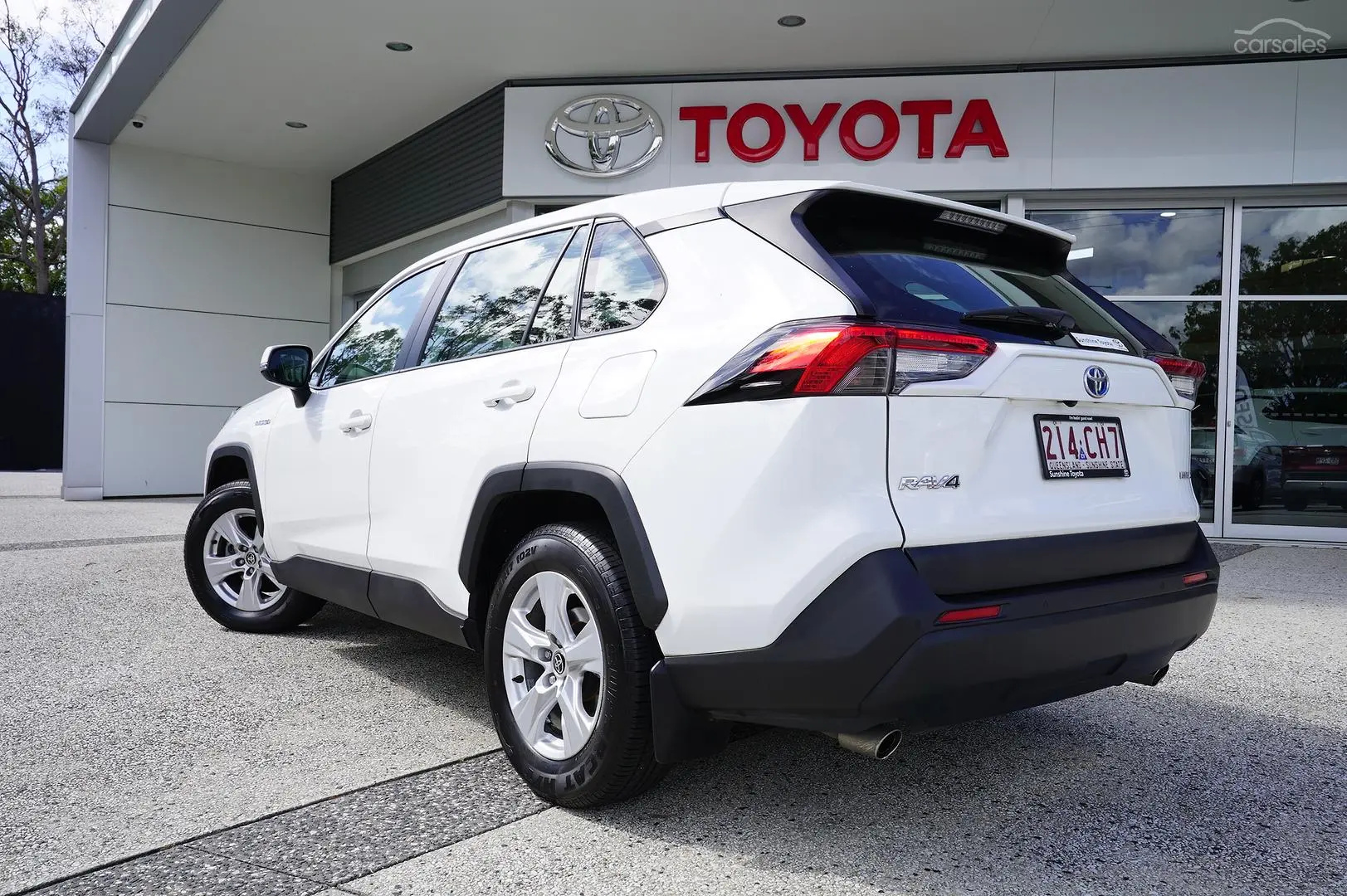 2021 Toyota RAV4 Image 4