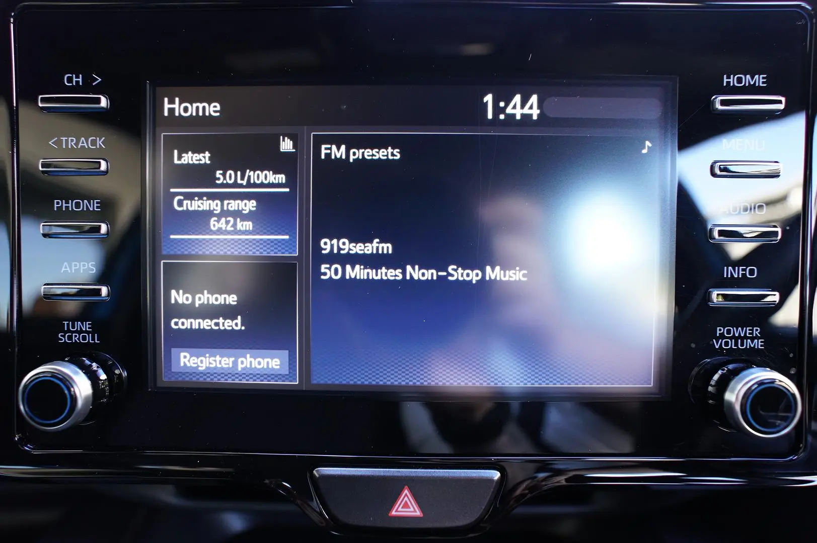 2023 Toyota Yaris Gallery Image 11