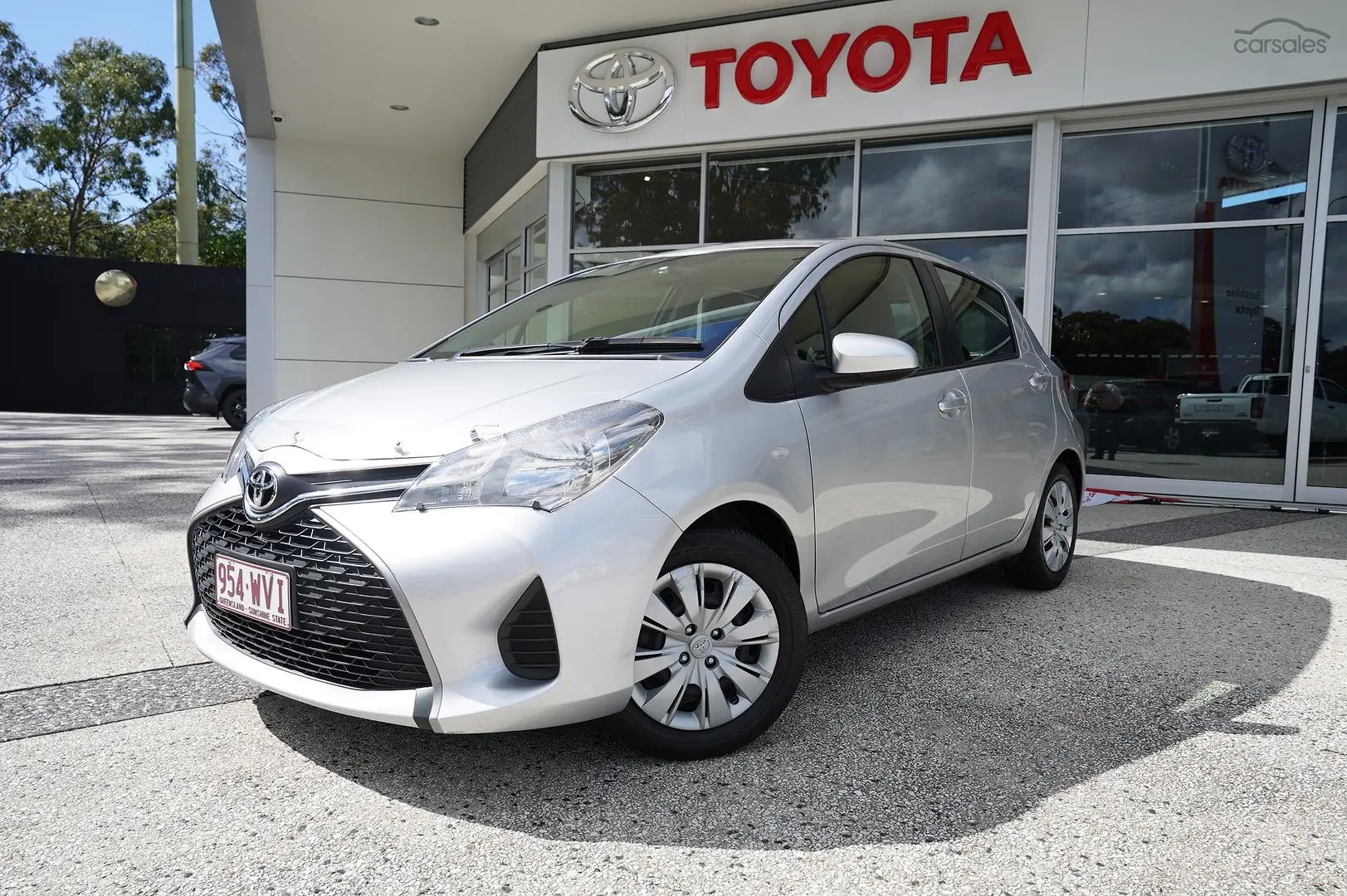 2015 Toyota Yaris Image 1