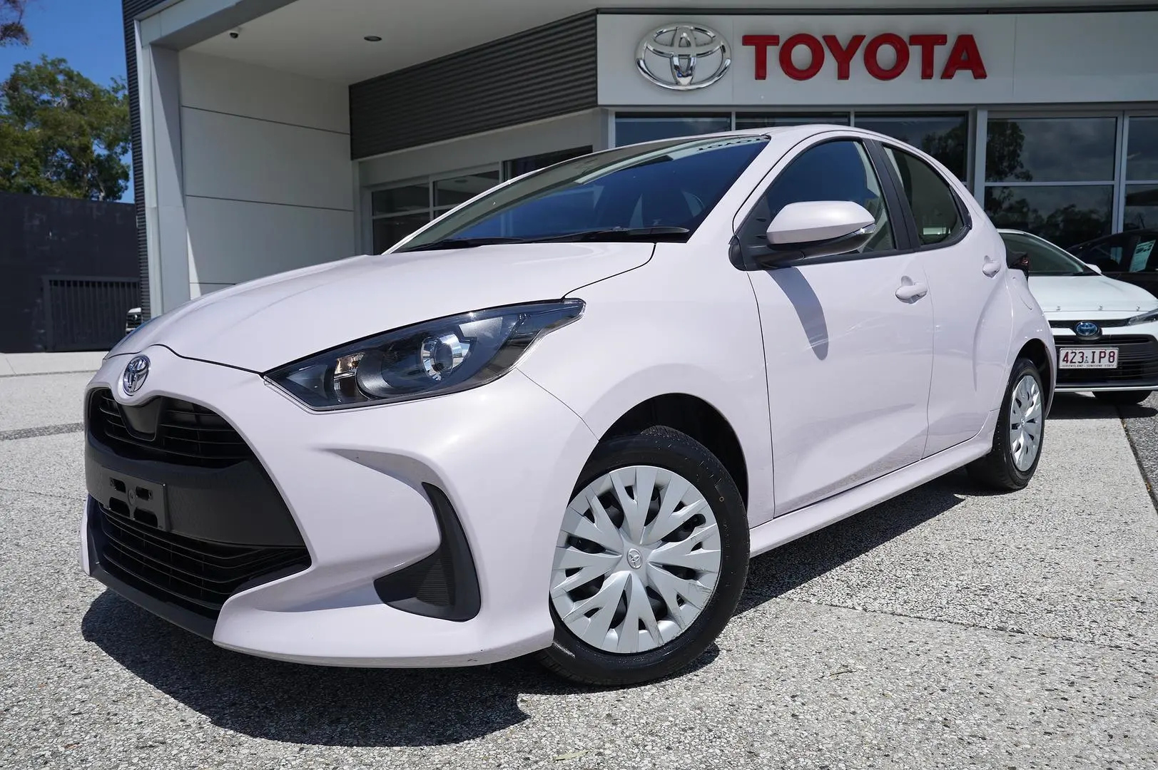 2022 Toyota Yaris Image 1