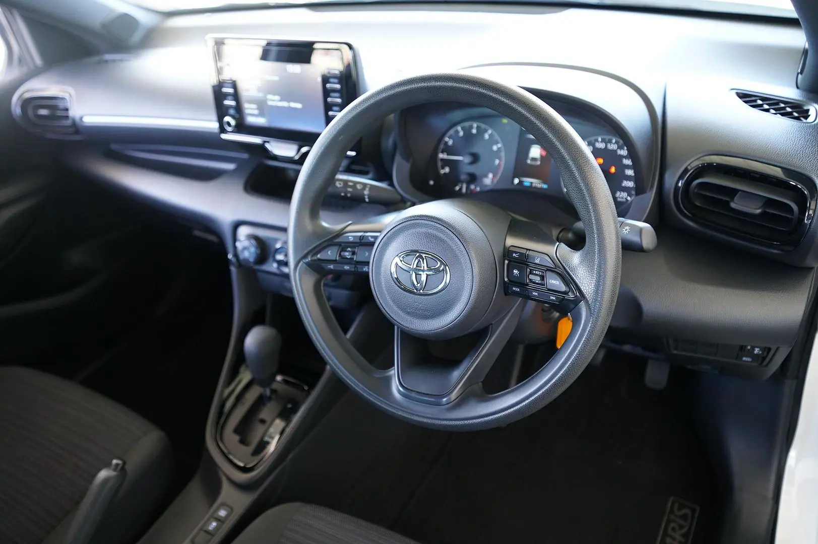 2022 Toyota Yaris Gallery Image 11