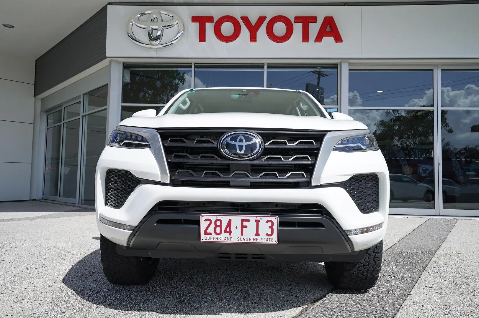 2022 Toyota Fortuner Gallery Image 4