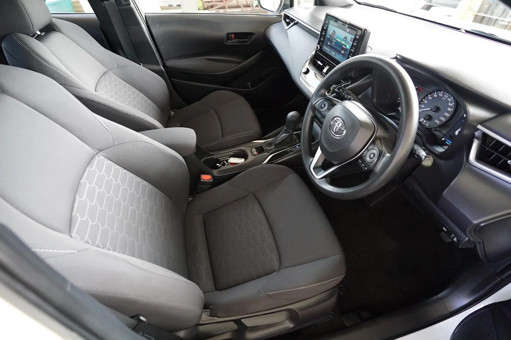 2021 Toyota Corolla Gallery Image 13