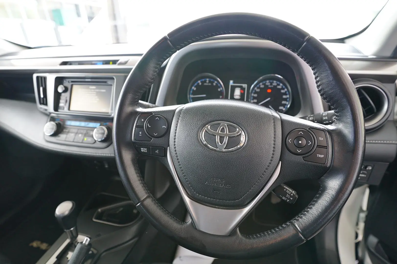 2016 Toyota Rav4 Gallery Image 13