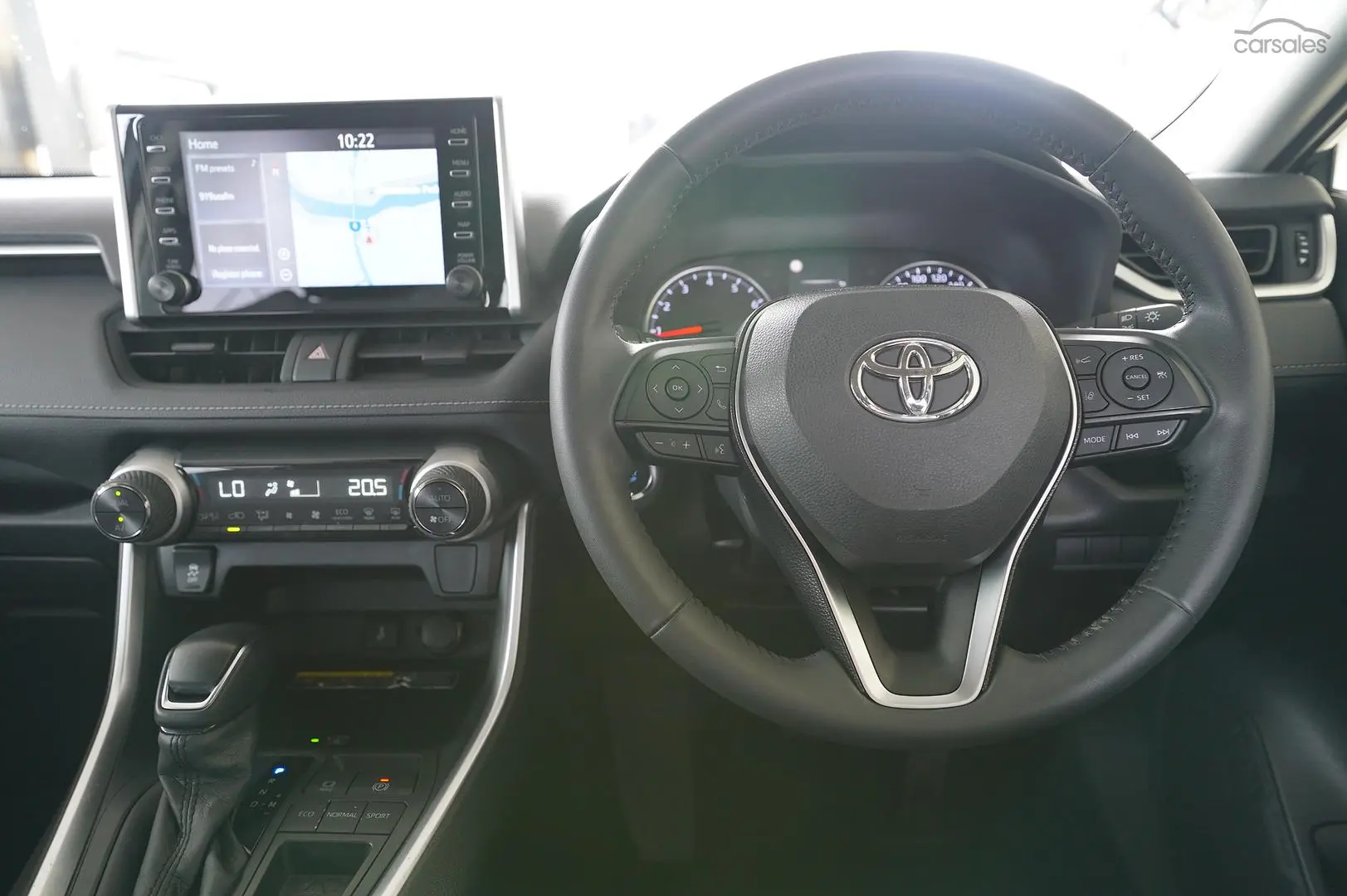 2021 Toyota RAV4 Image 16