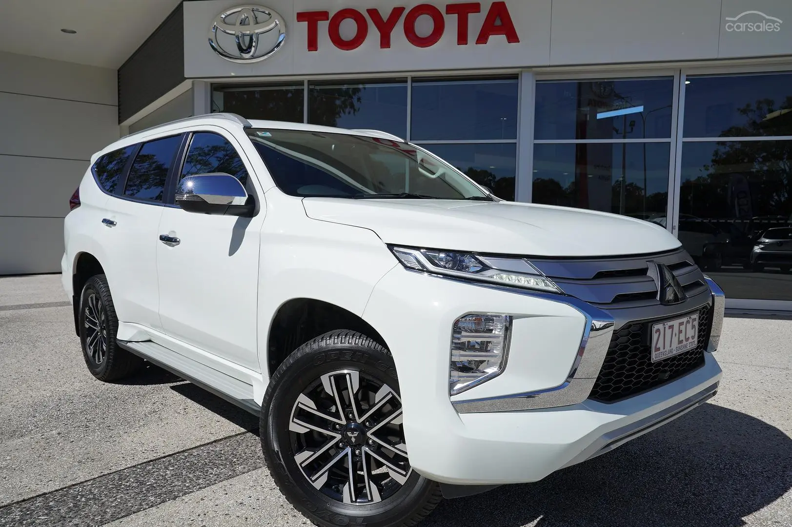 2022 Mitsubishi Pajero Sport Image 7