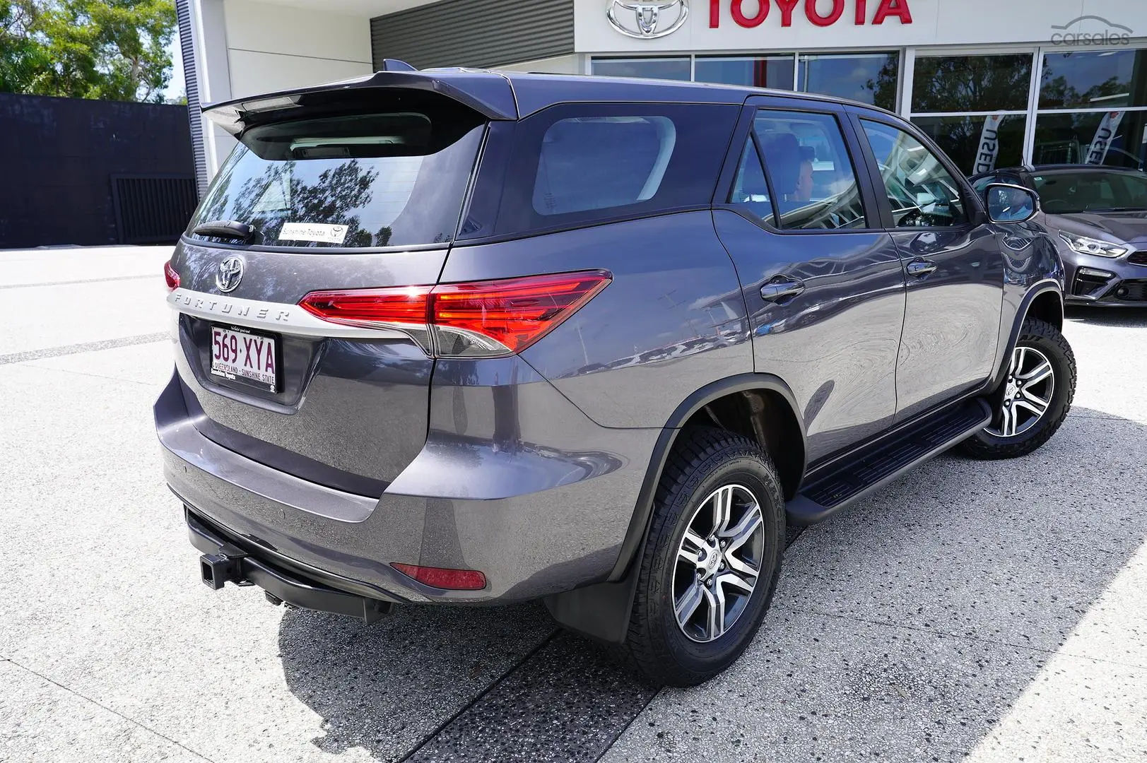 2018 Toyota Fortuner Image 6